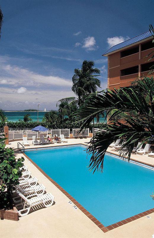 Nassau Palm Hotel Exterior photo